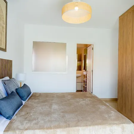 別荘 With A Private Swimming Pool *