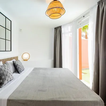 別荘 With A Private Swimming Pool *